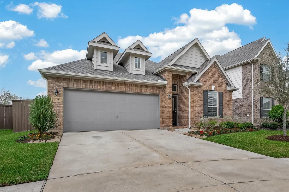 Photo of 4211 Pale Fox Lane