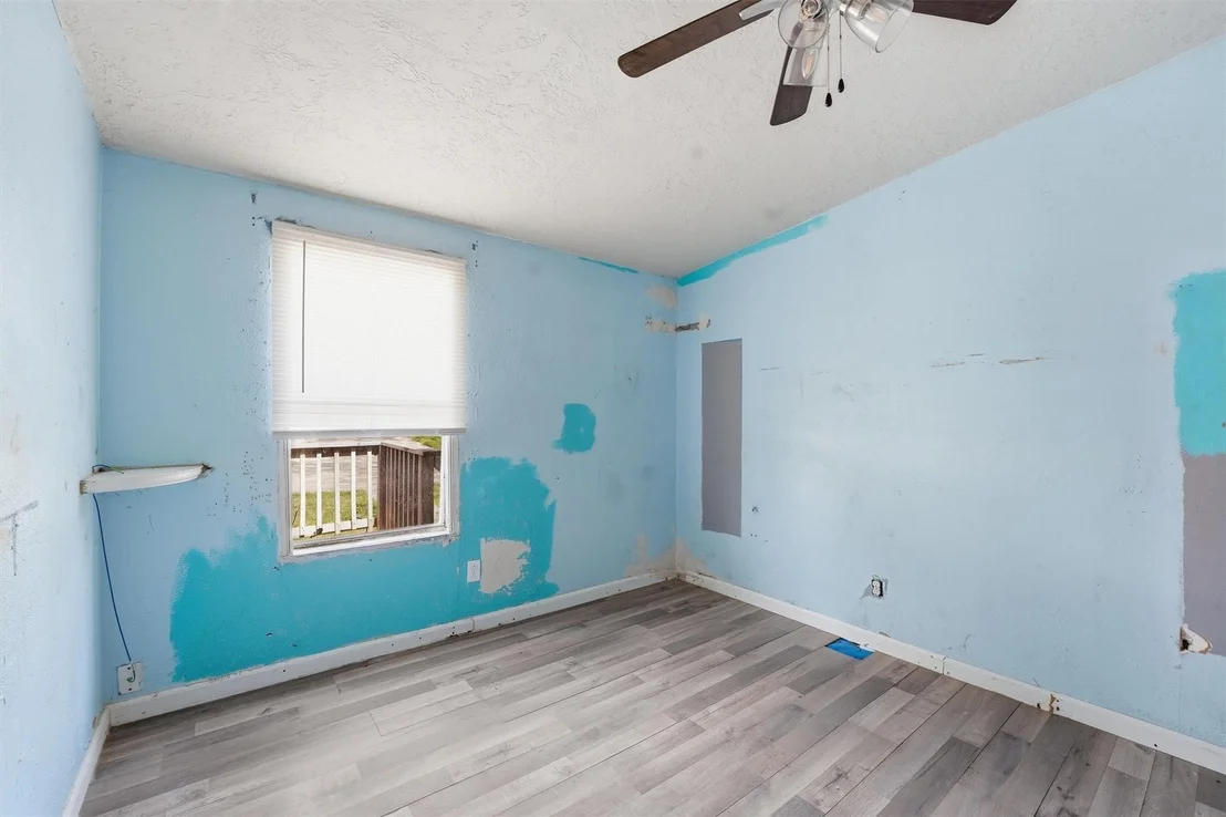 Photo of 16933 W Hammon
