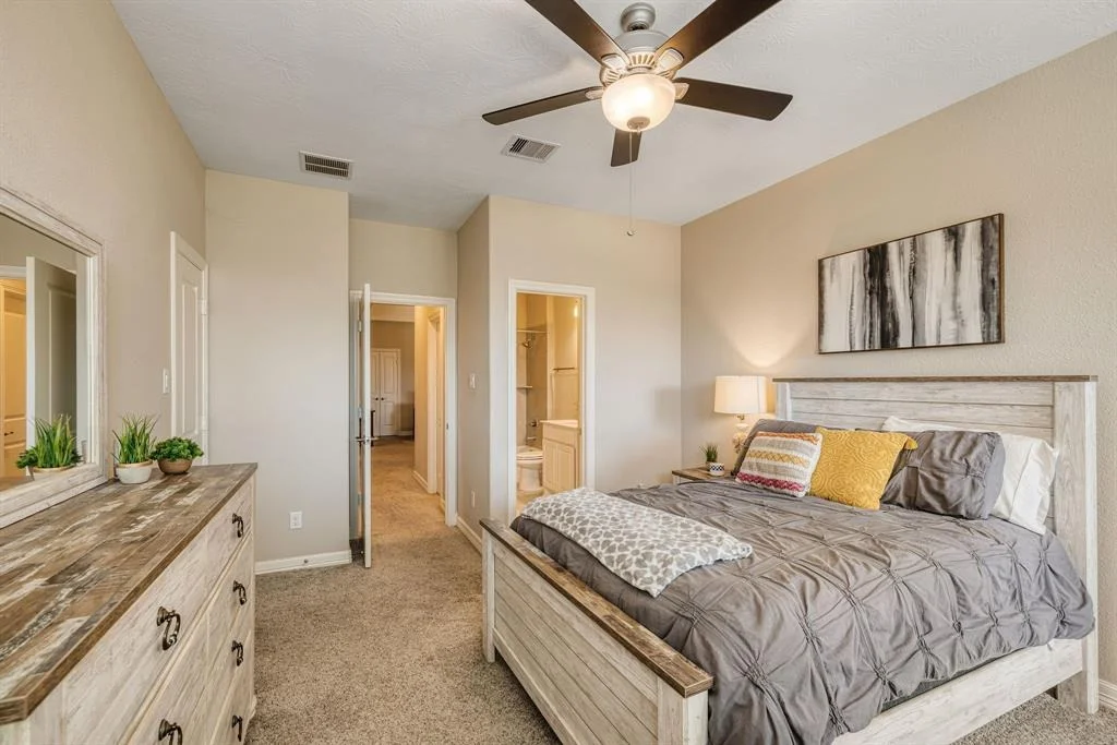 Photo of 34114 Timberwood Bend