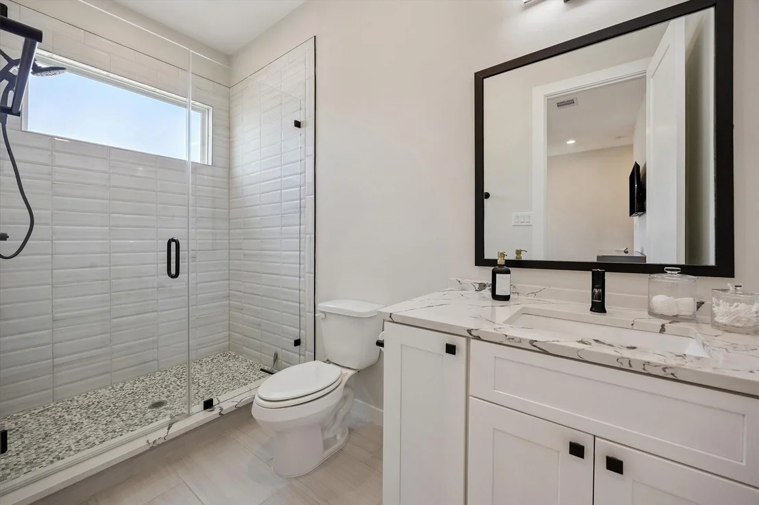 Photo of 5532 Darling Street