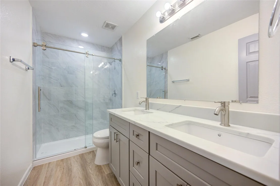Photo of 21626 Amesbury Meadow Lane