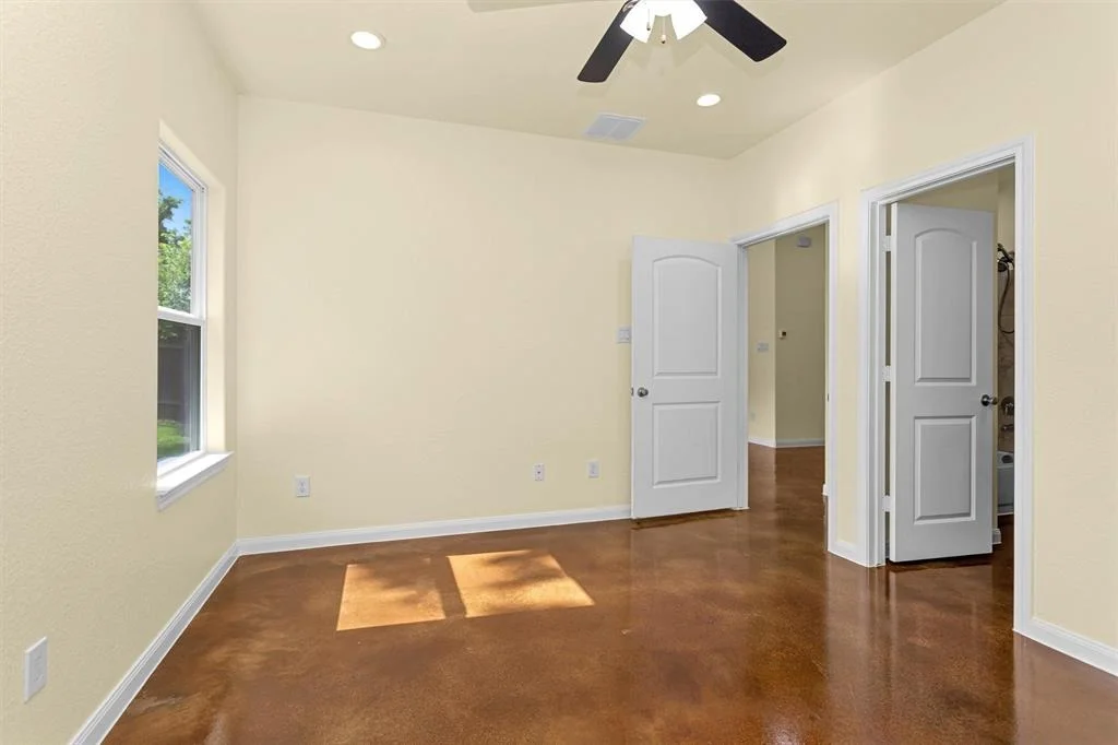 Photo of 15704 Sycamore Drive