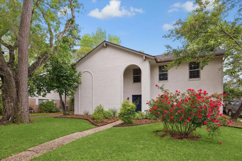 Photo of 5818 Templegate Drive