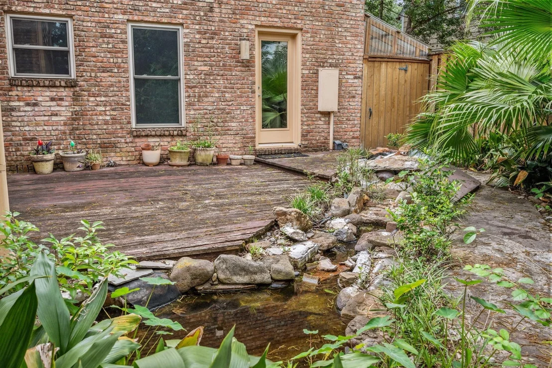 Photo of 2219 Dickey Place