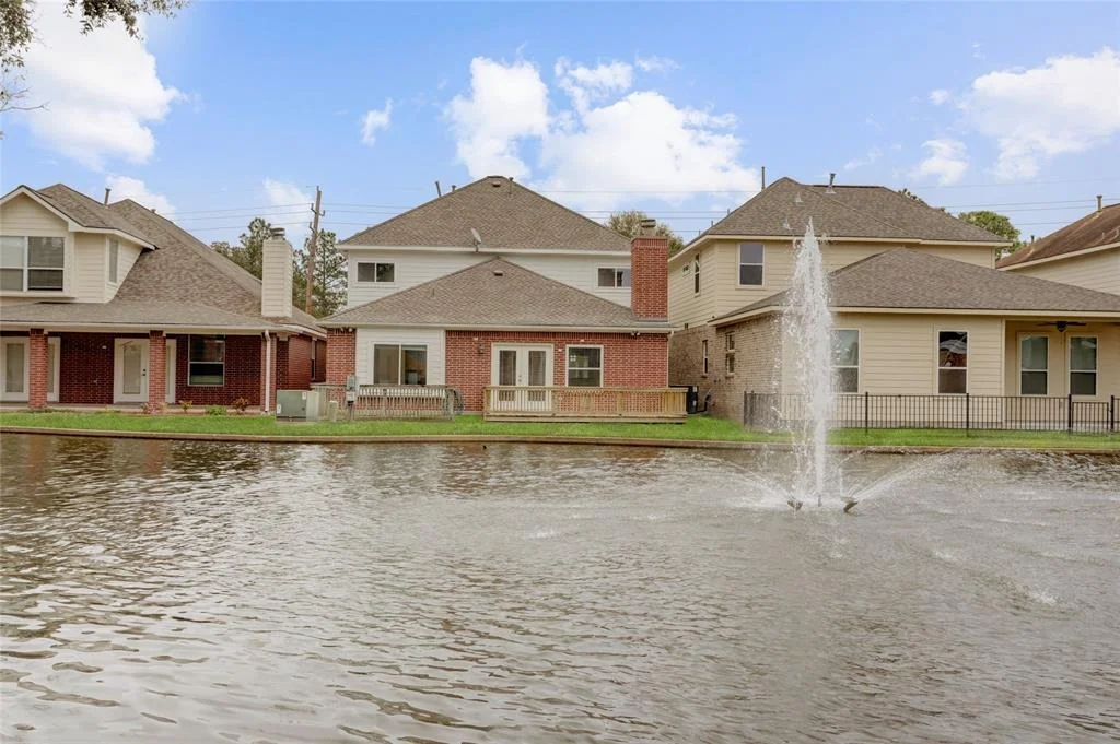 Photo of 7685 Ameswood Road