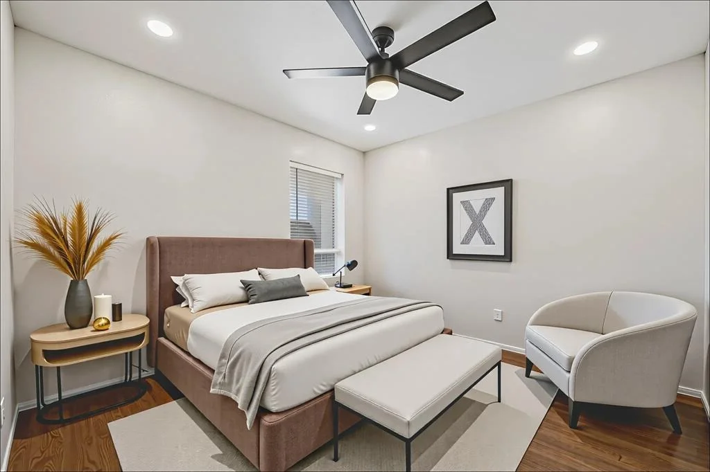 Photo of 15027 Bathurst Drive