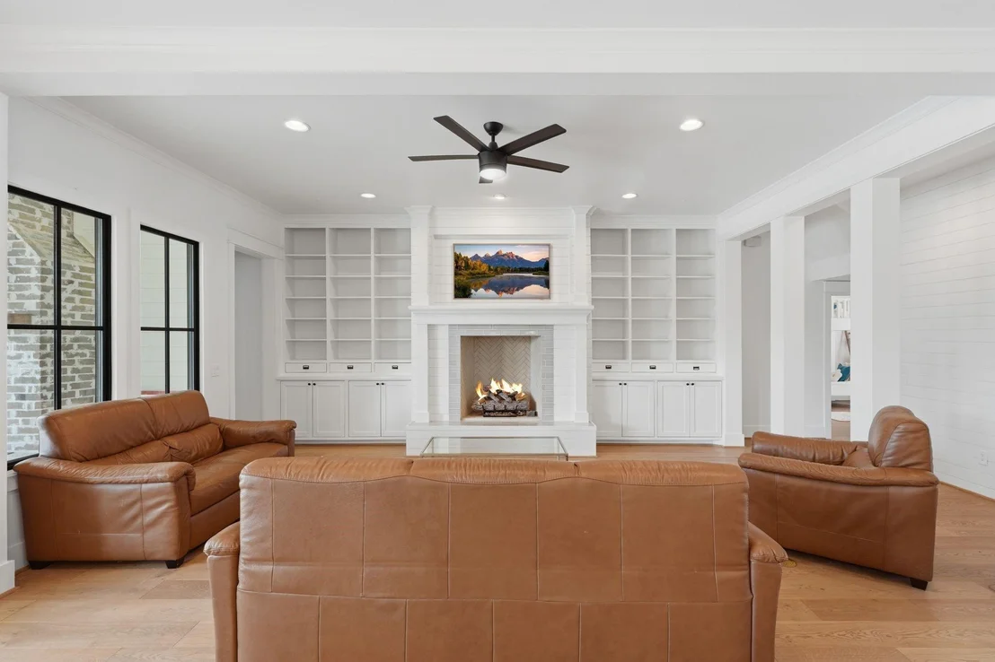 Photo of 6533 Auburn Lakes Drive