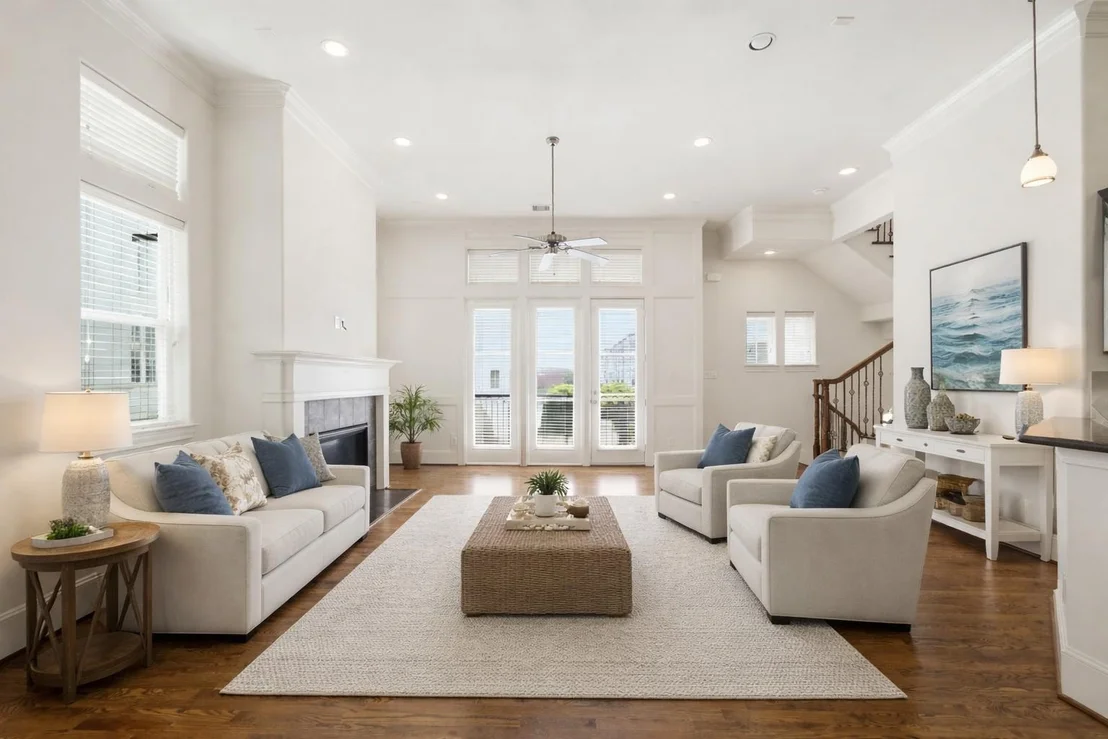 Photo of 8926 Lakeshore Bend Drive
