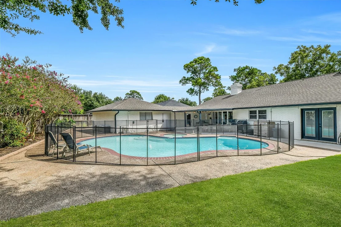 Photo of 9 Earlham Drive