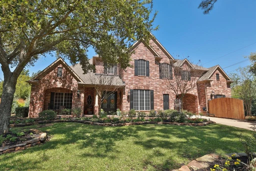 Photo of 6 White Meadow Court