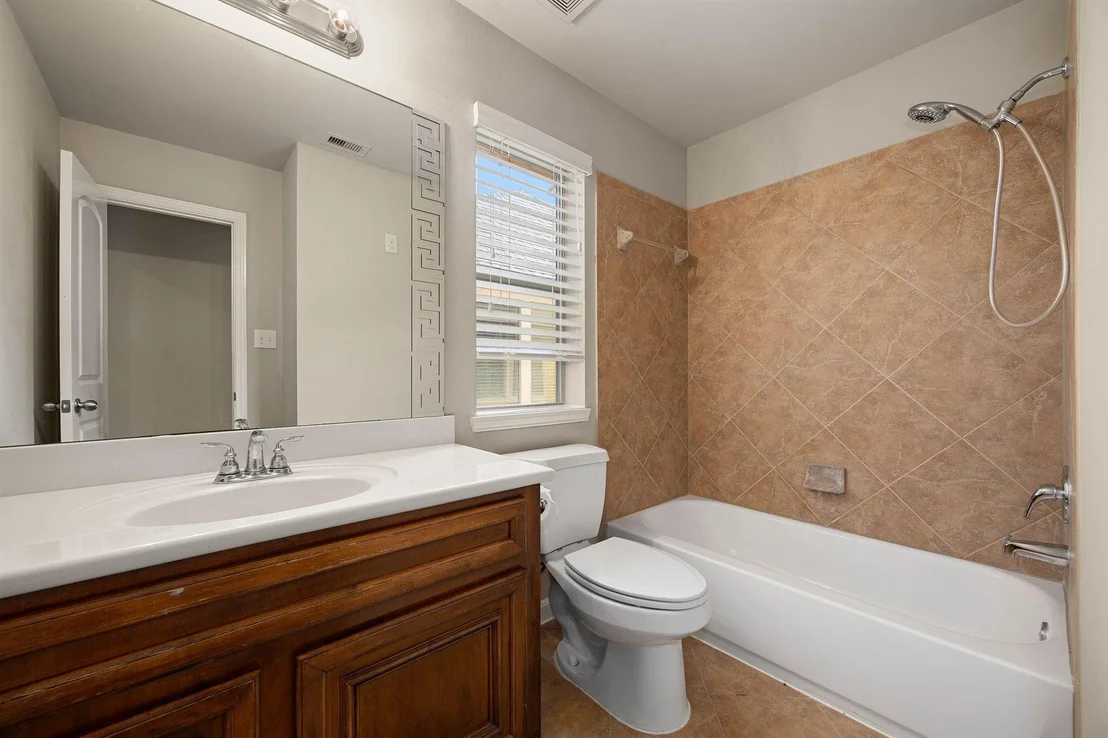 Photo of 6314 Pepper Hollow Lane
