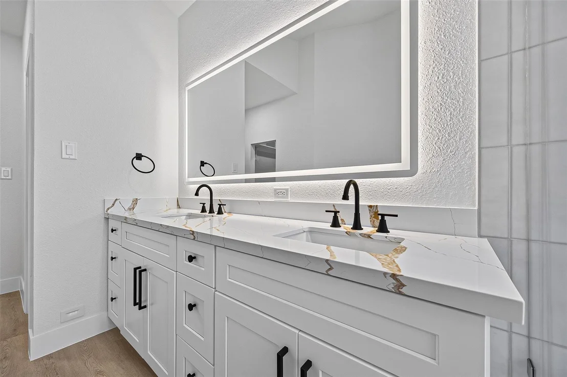 Photo of 3354 Torrey Pines Drive
