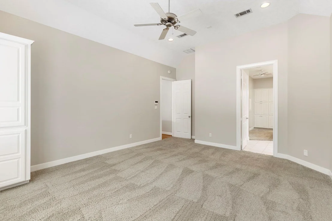 Photo of 10857 Lake Forest Drive