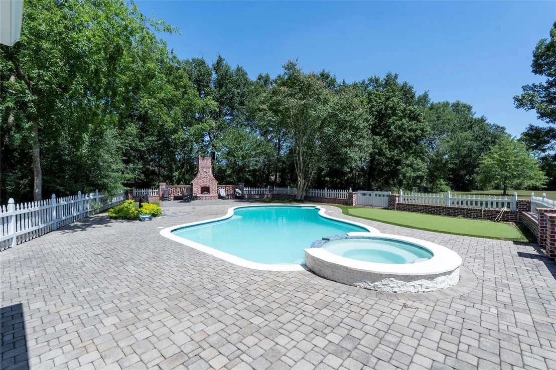 Photo of 5368 Franz Road