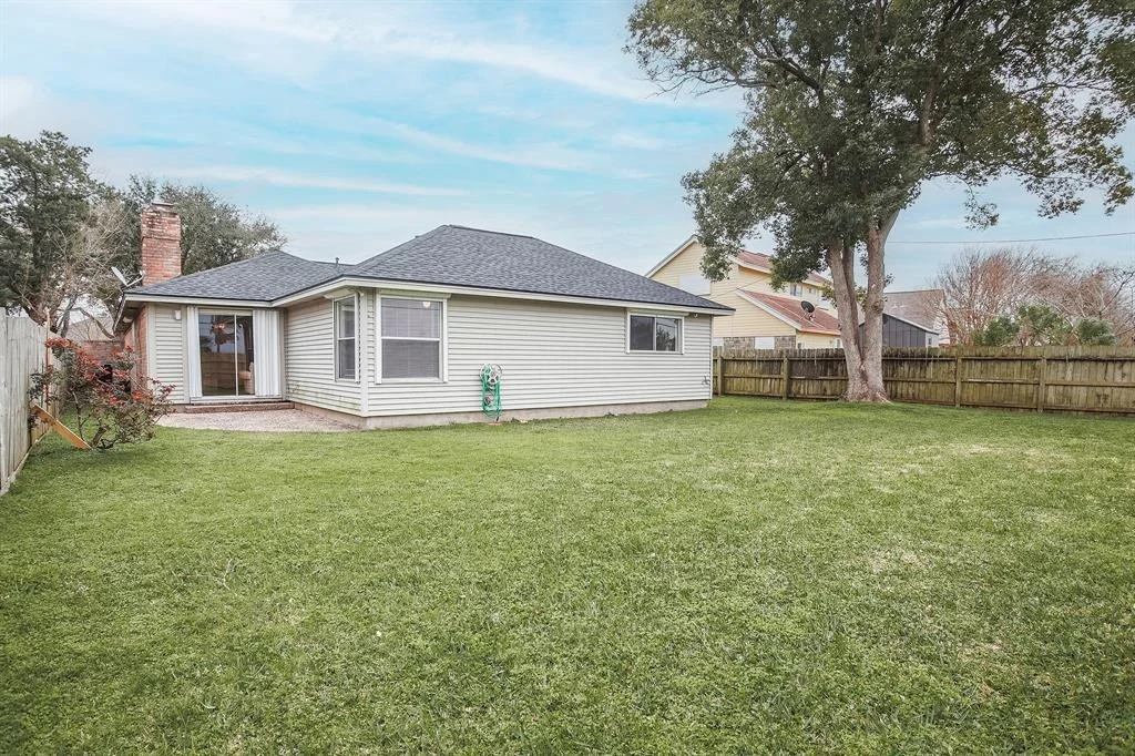 Photo of 29 Lakeview Drive