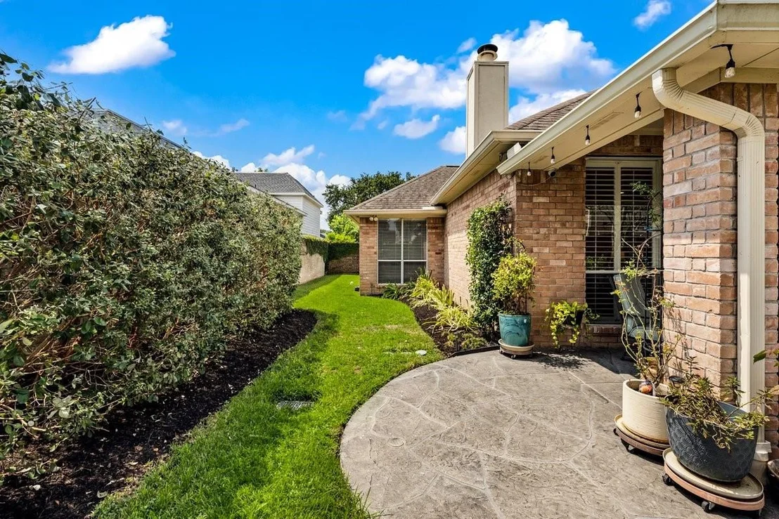 Photo of 4 Crestwood Circle