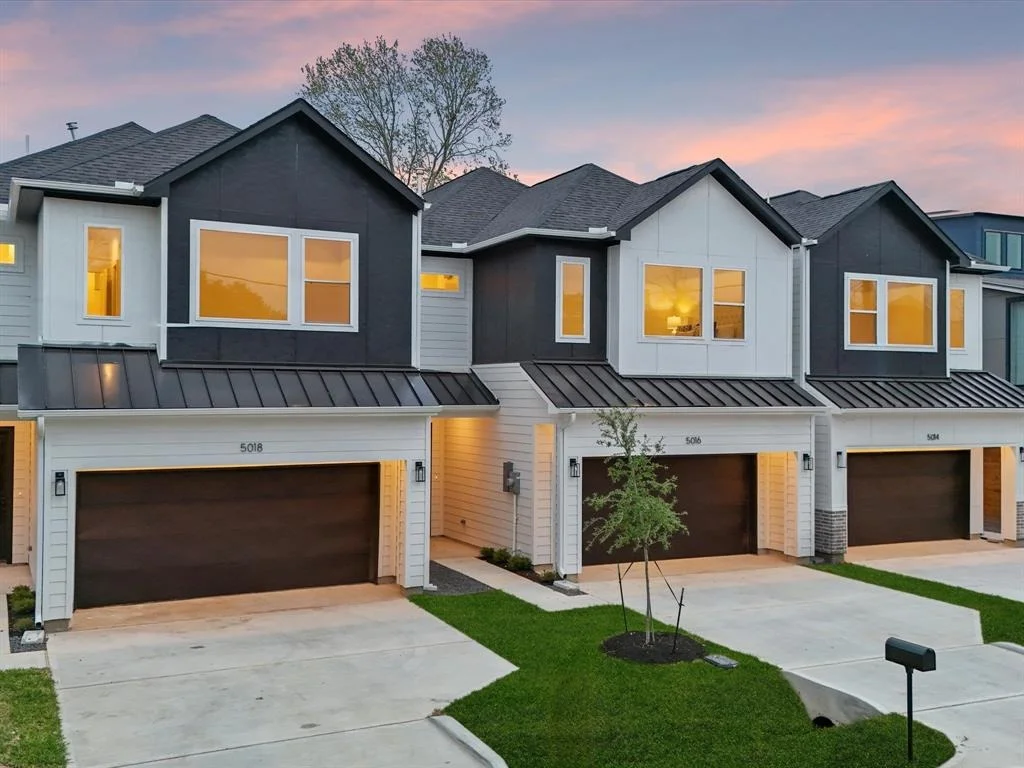 Photo of 5016 Golden Forest Drive