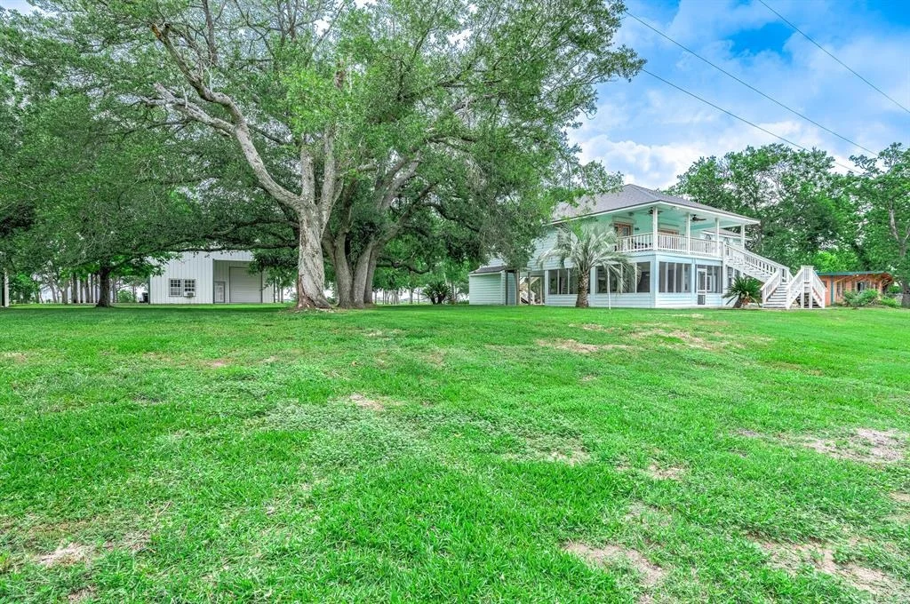 Photo of 383 County Road 296