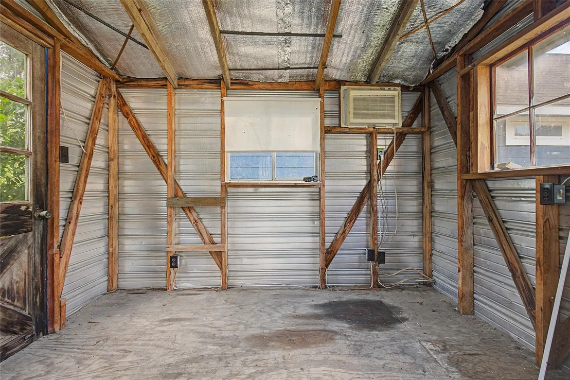 Photo of 304 Foster Street