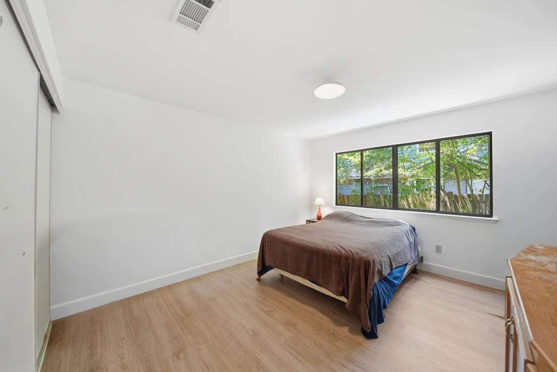 Photo of 135 E Wilde Yaupon