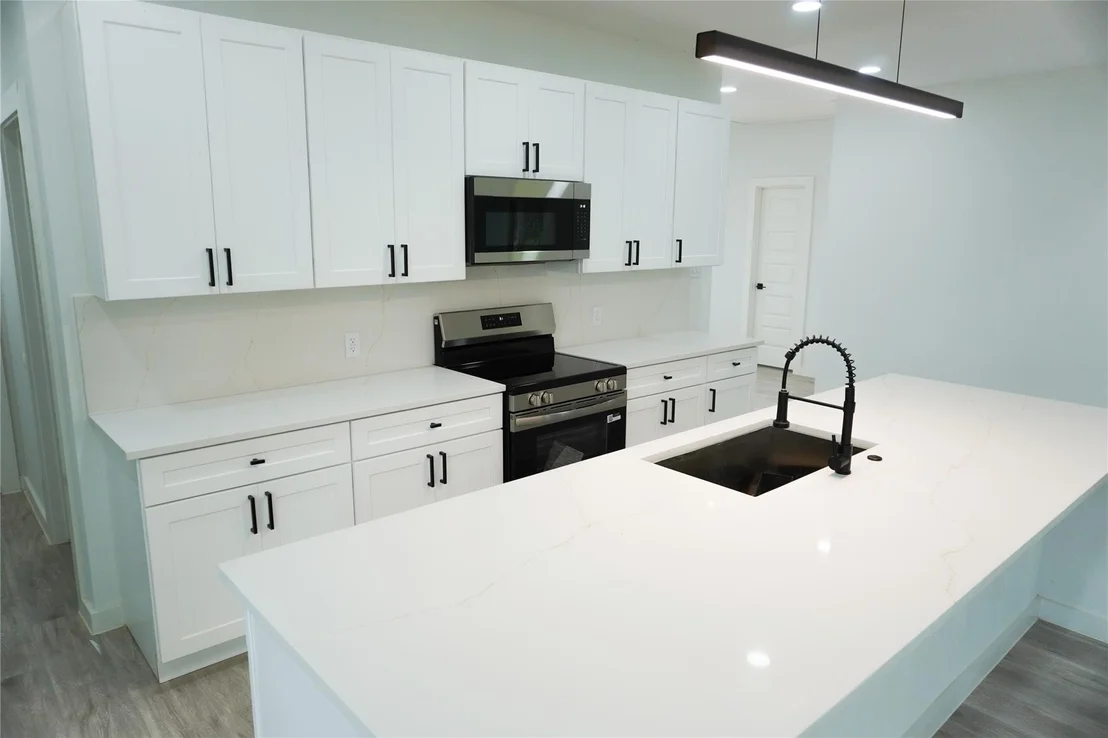Photo of 602 Road 5201