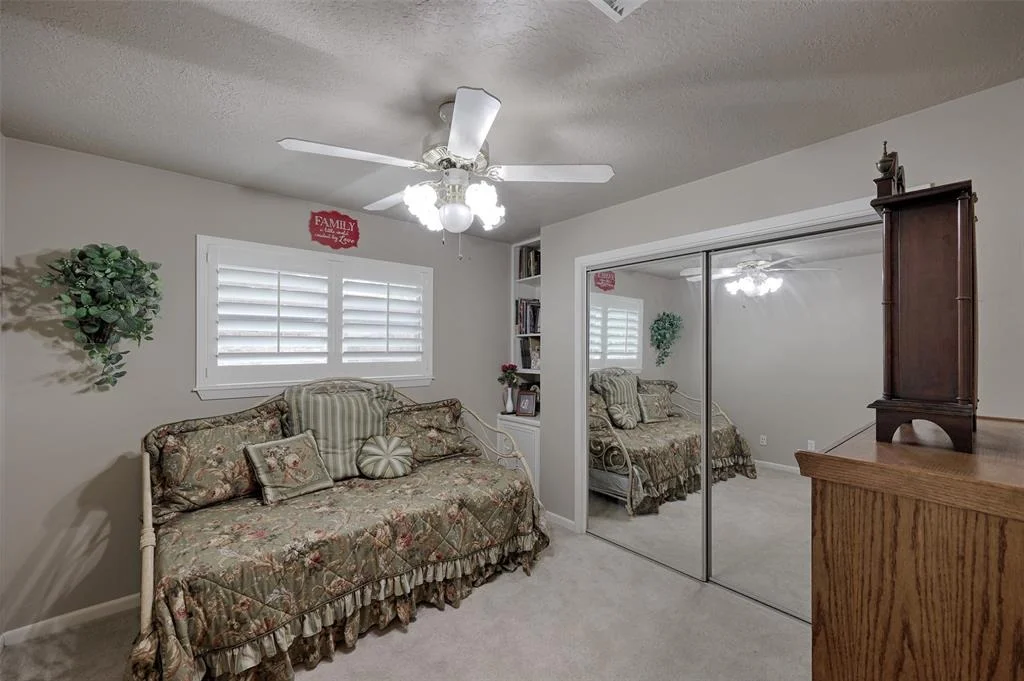 Photo of 900 Manchester Drive