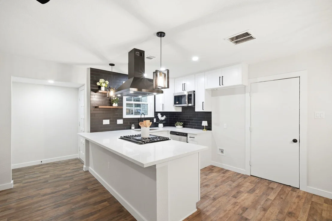 Photo of 6418 Silver Chalice Drive