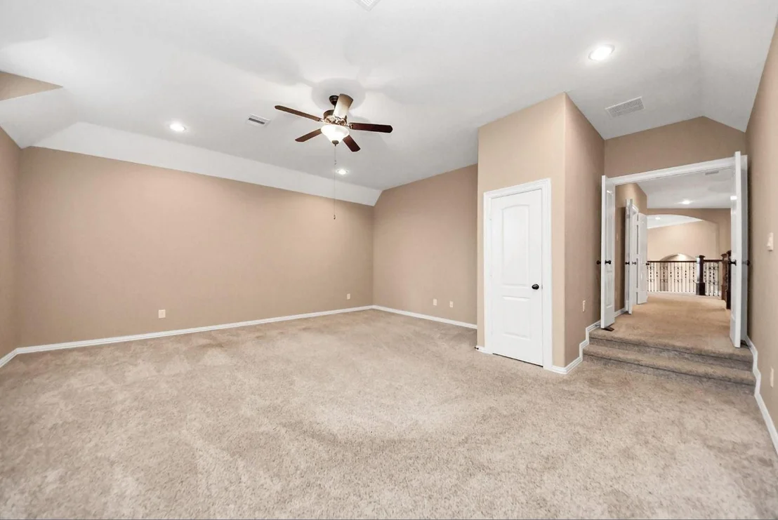 Photo of 102 Stonecrop Place