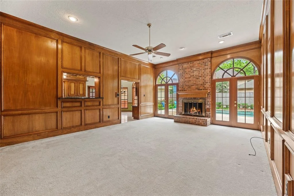 Photo of 1015 Deerfield Road