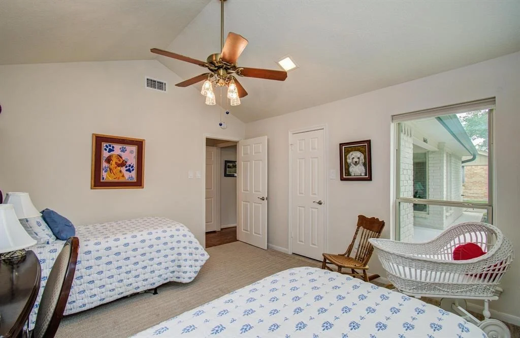 Photo of 16615 Sir William Drive