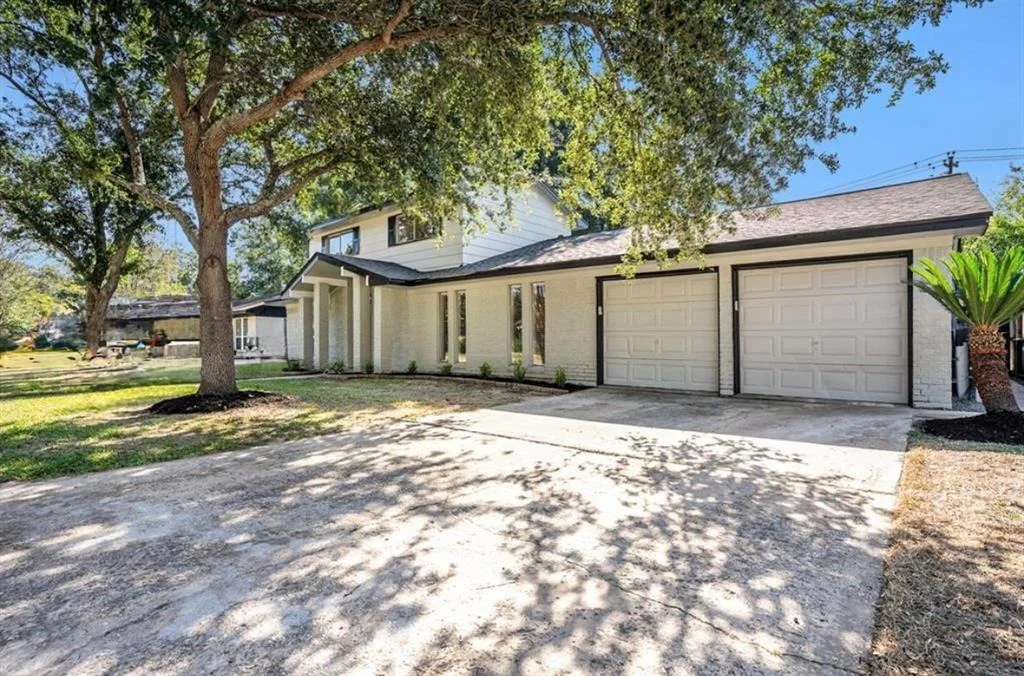Photo of 710 Bayview Drive