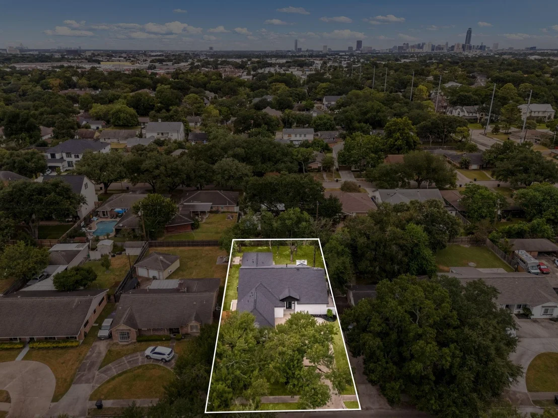 Photo of 5518 Beechnut Street