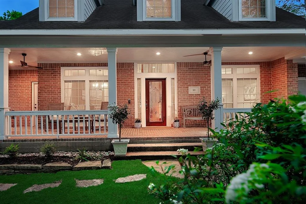 Photo of 19 Crested Point Place
