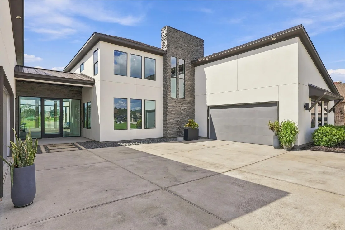 Photo of 11600 Grand Pine Drive