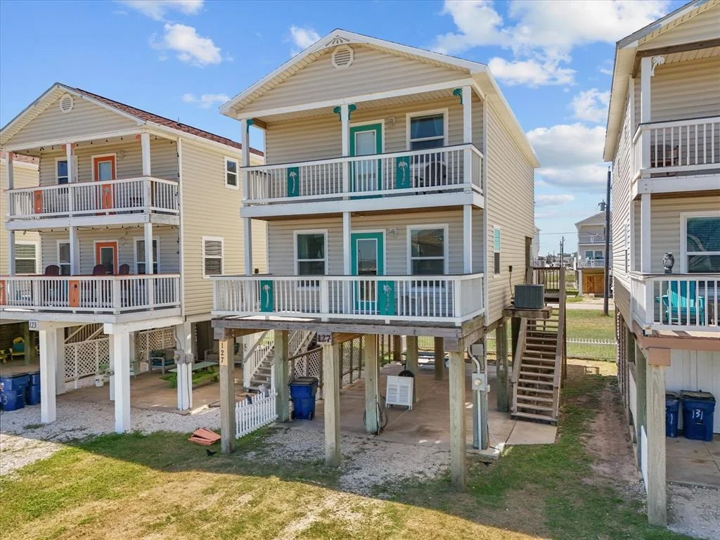 Photo of 127 Howard