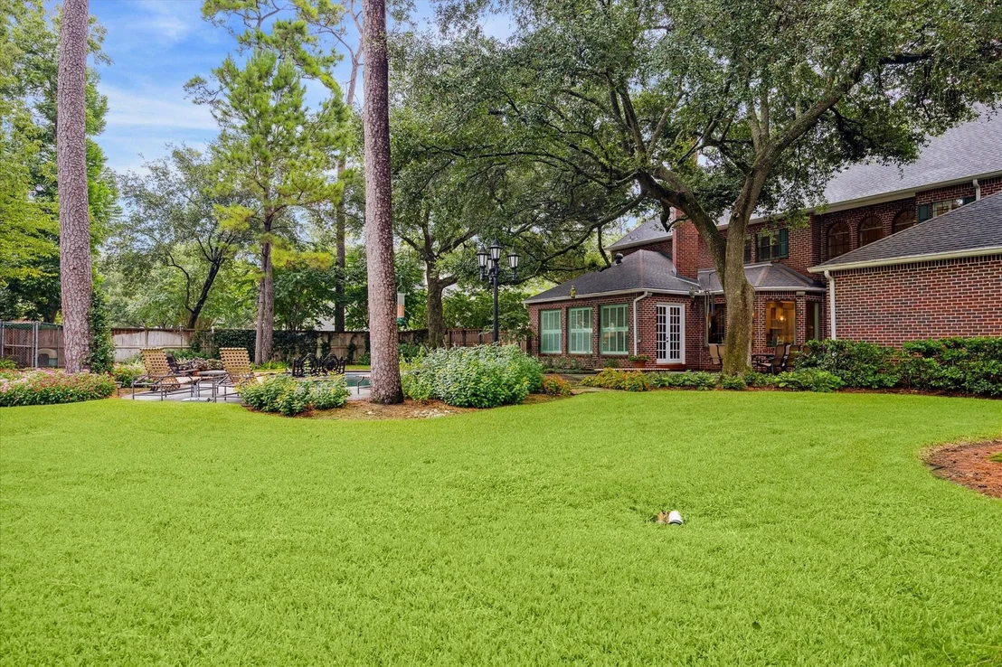 Photo of 345 Knipp Road