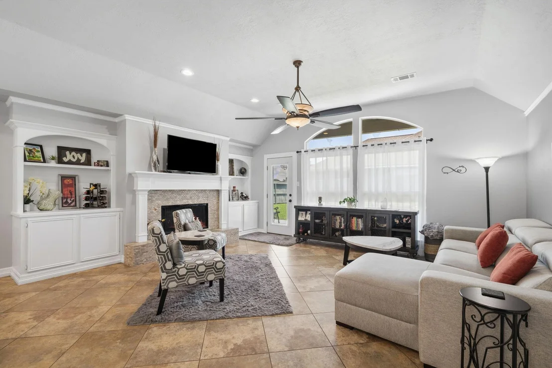 Photo of 103 Cove Place