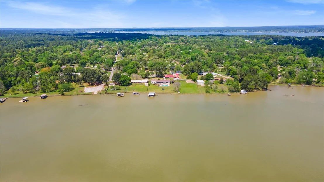 Photo of 174 Lake Front Drive