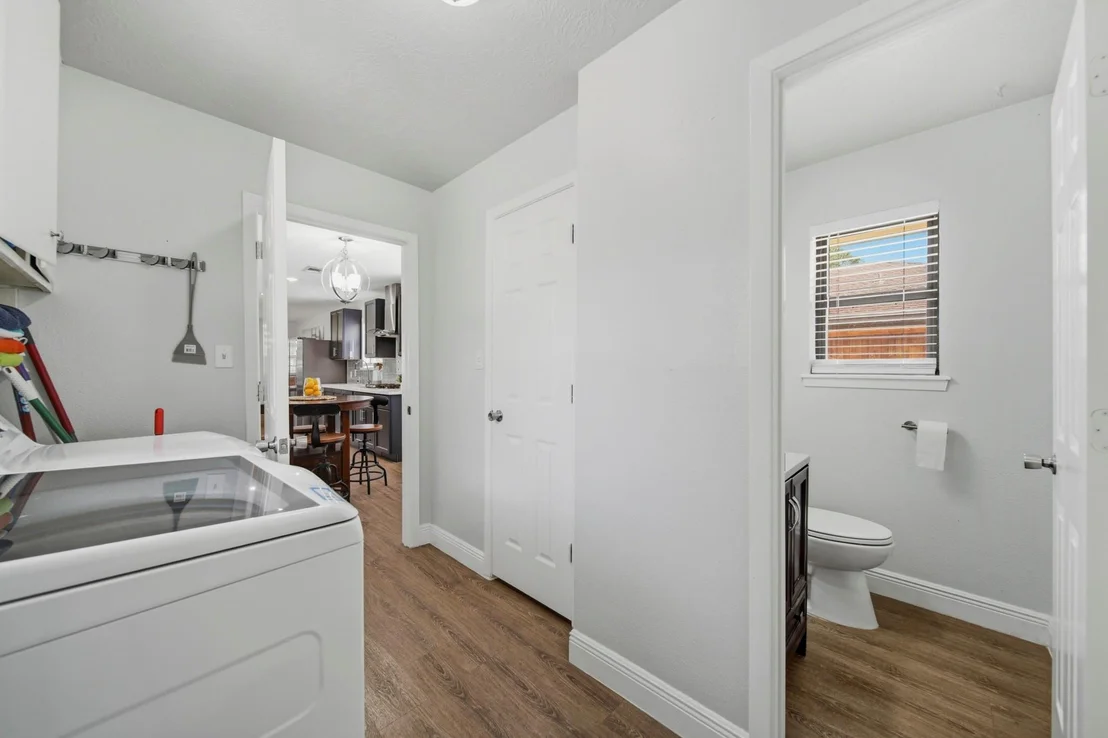 Photo of 2110 Oceanview Drive