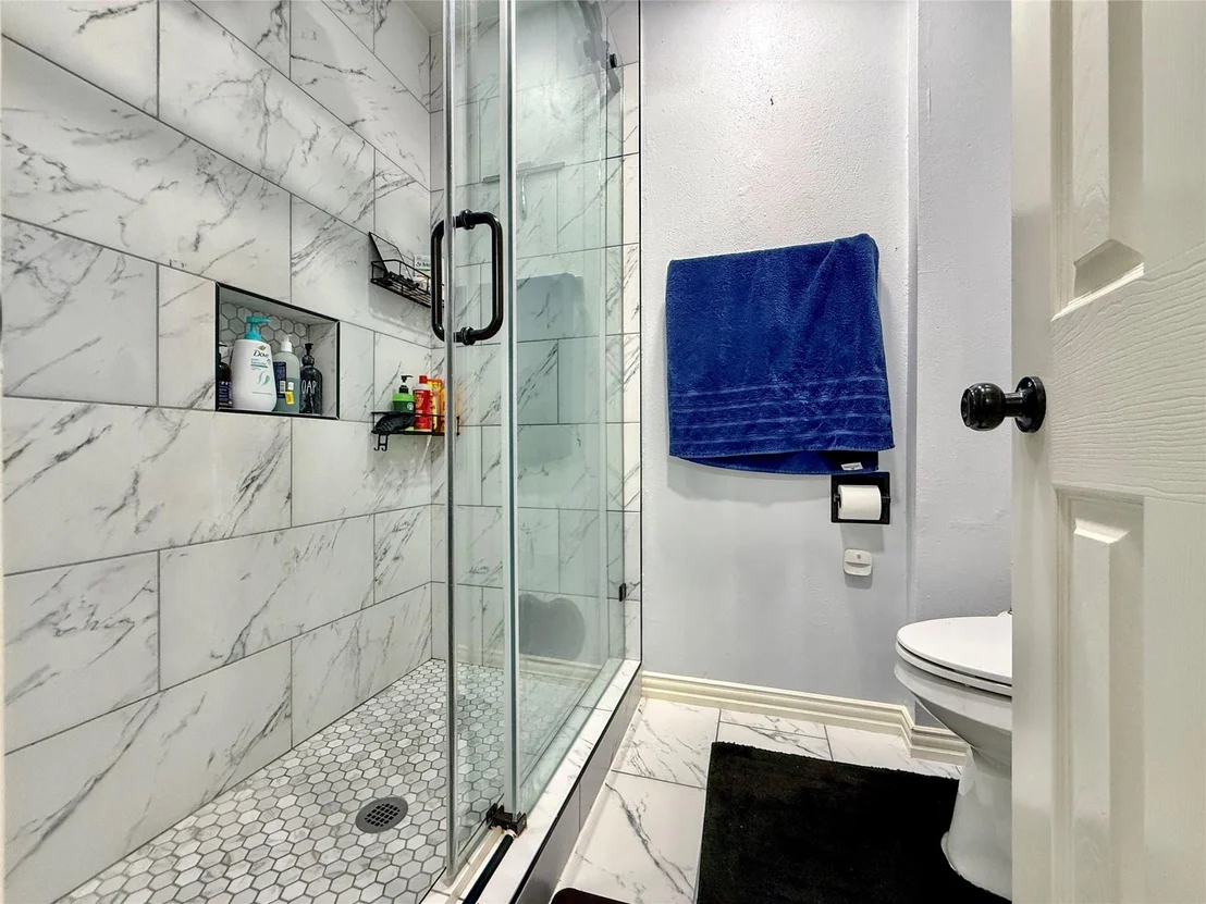 Photo of 7531 Antoine Drive