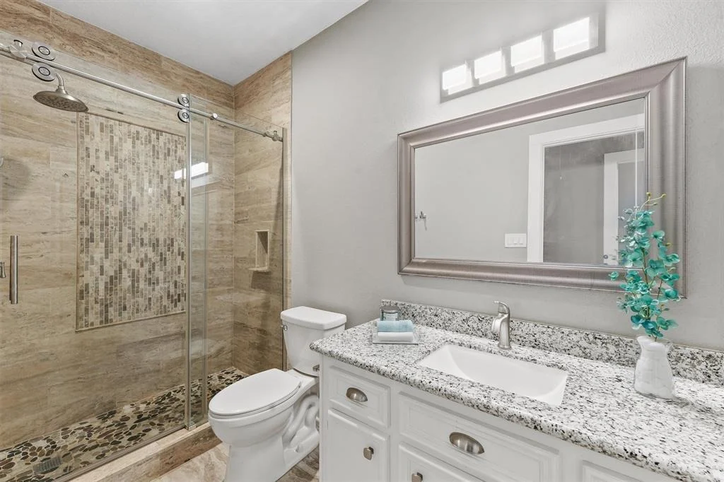 Photo of 7522 Fairchild Road