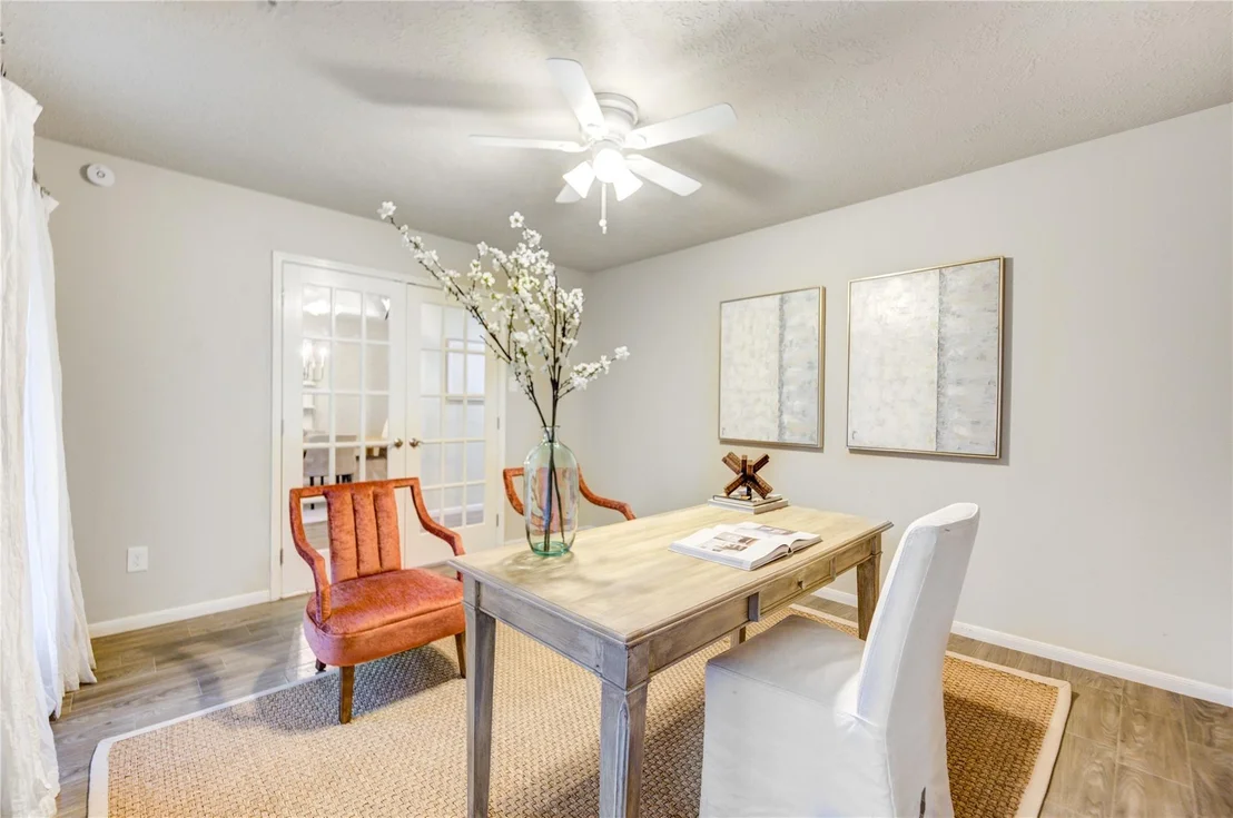 Photo of 2323 Foundary Drive