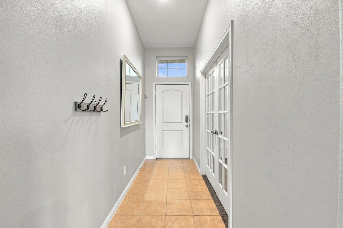 Photo of 450 Terra Vista Circle