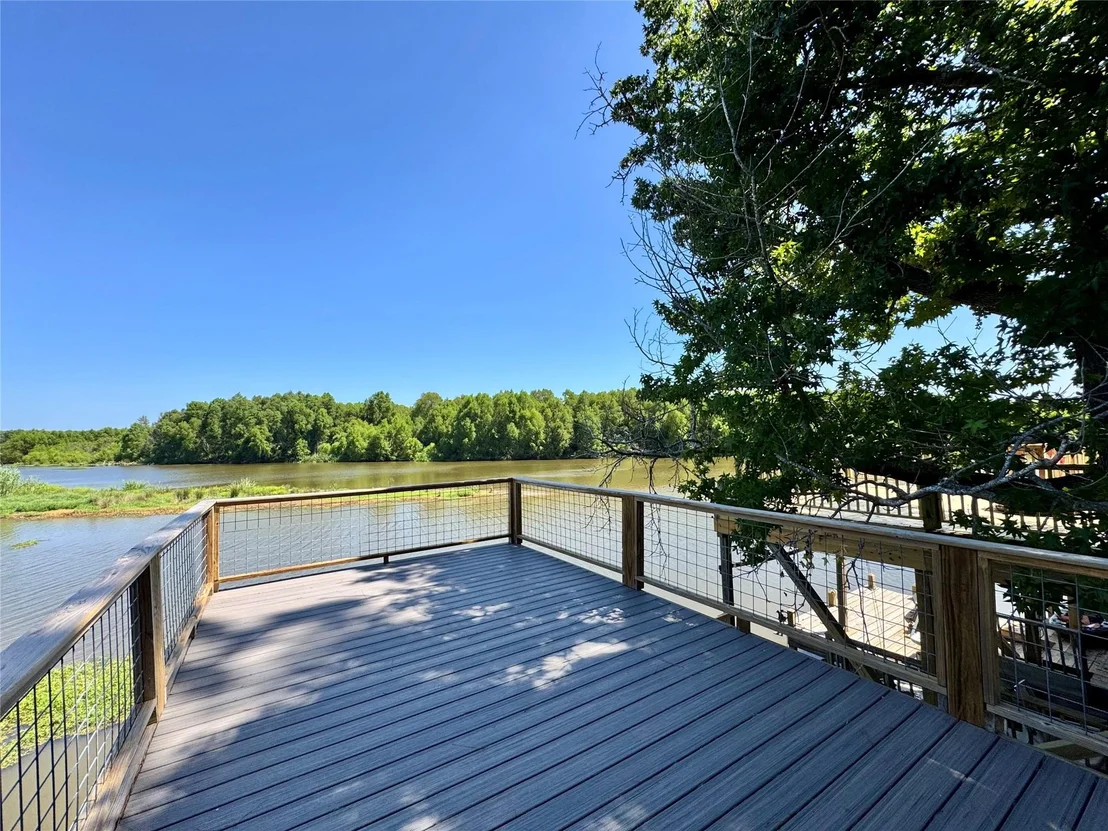 Photo of 83 Lakeside
