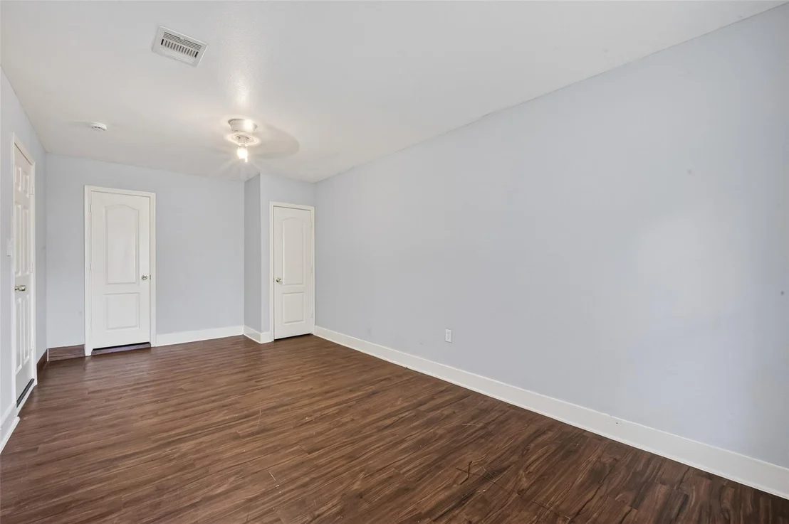 Photo of 3918 Tavenor Lane