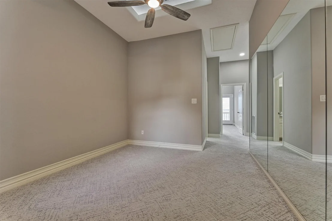 Photo of 4 Regency Point