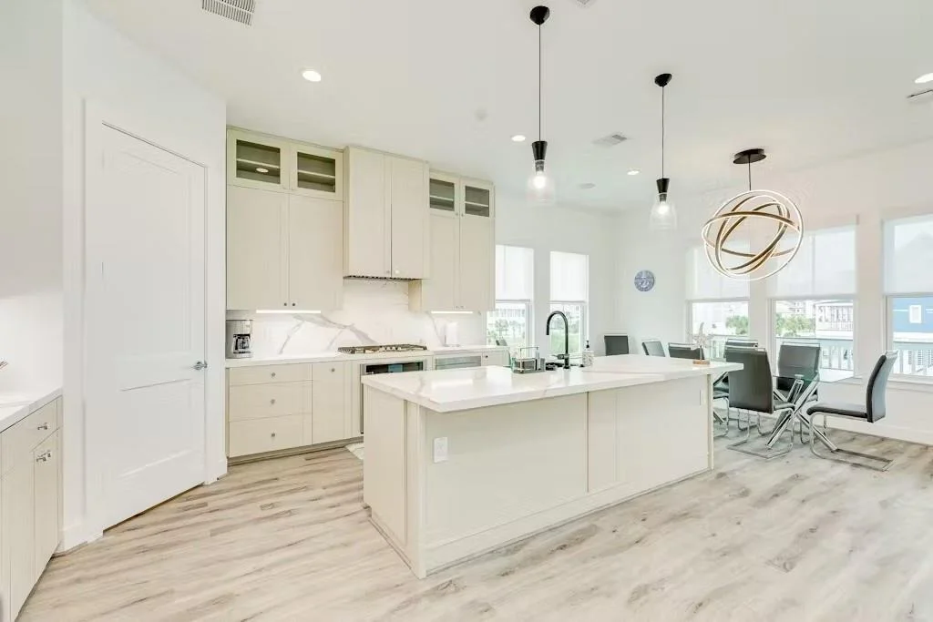 Photo of 3814 Abalone Road