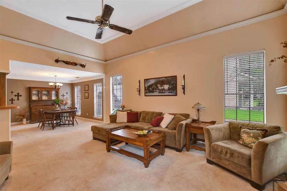 Photo of 15611 Birchview Drive