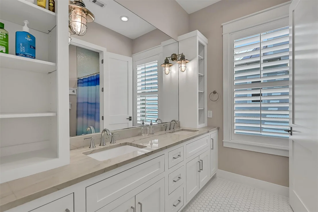 Photo of 11386 Beachside Drive