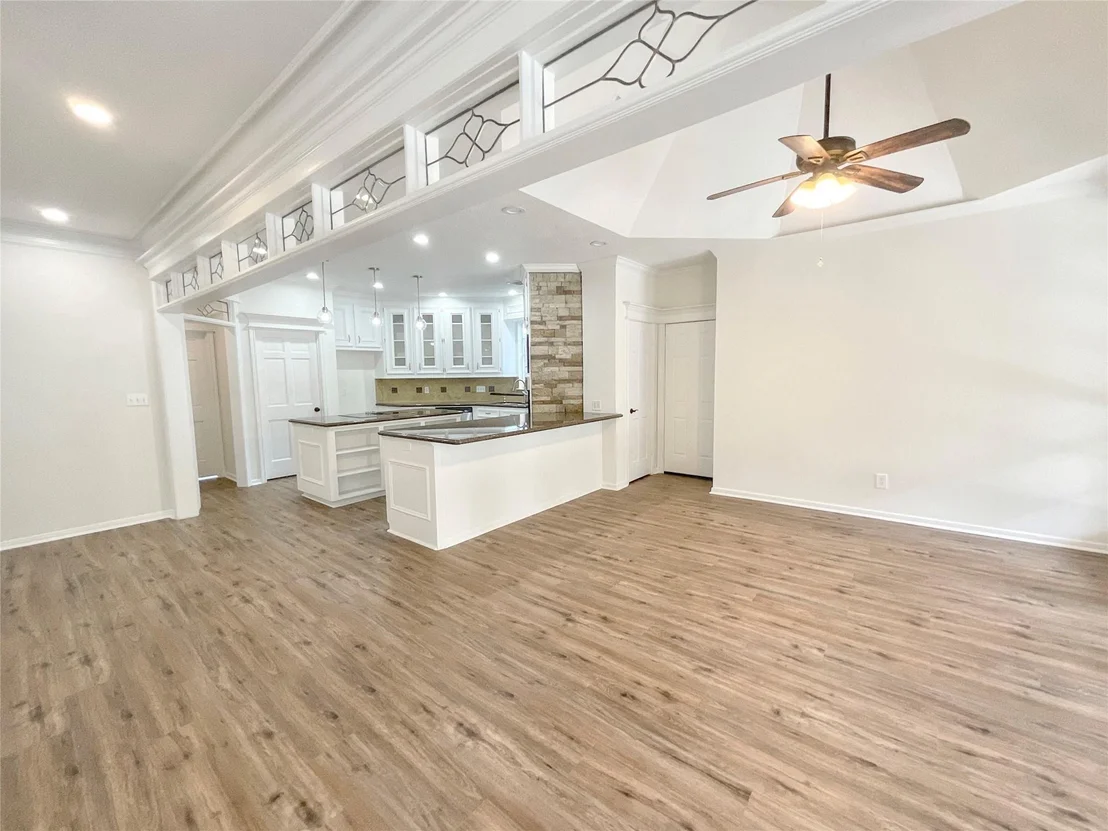Photo of 1810 Seven Maples Drive